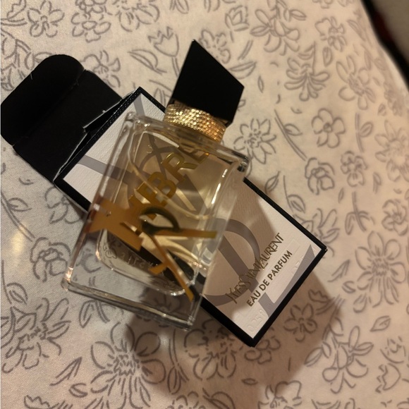 {YSL} LIBRE Yves Saint Laurent Eau de Parfum MINIATURE 0.25 fl oz/7.5 ml - Picture 2 of 4